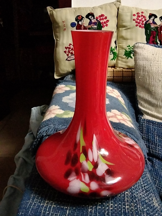 老琉璃花瓶一只,品相完美,包邮 。