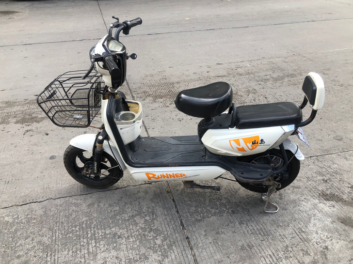 长安沙头，续航20 30公里，就车和充电器...