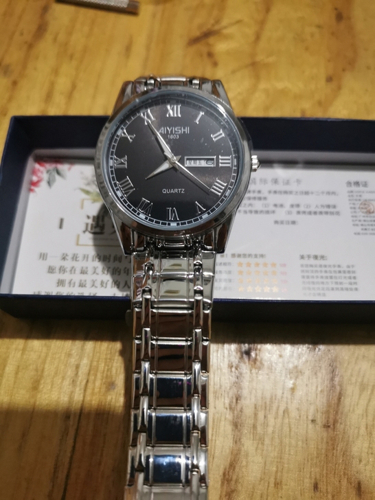 全新小牌子男士手表,走的很准,做工精细,买...