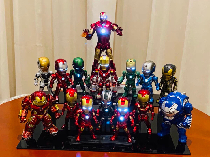 Q版钢铁侠发光手办全新模型摆件