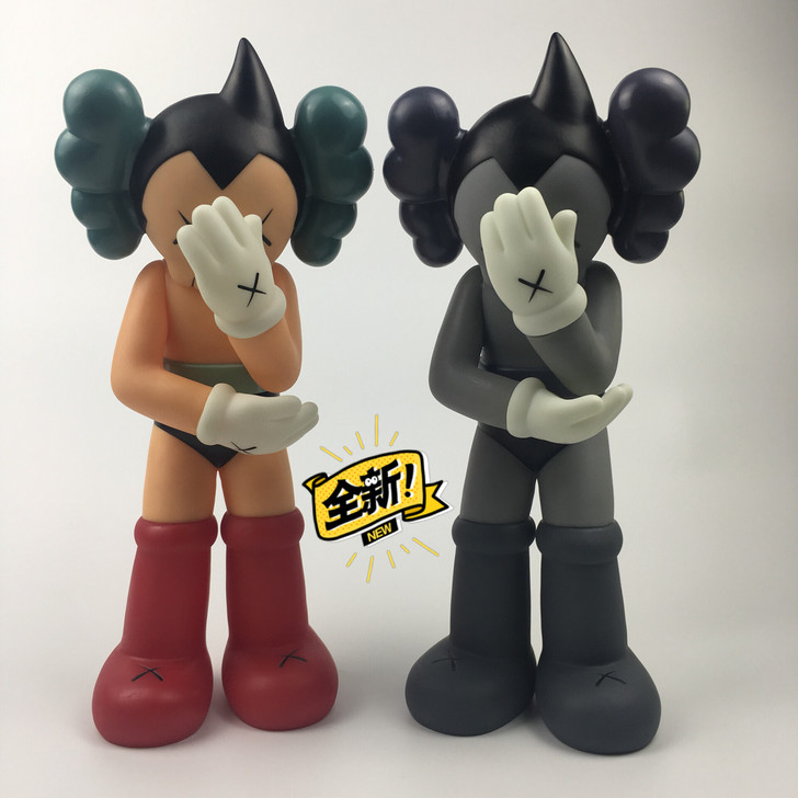 kaws阿童木小飞侠玩偶公仔摆件【全新】