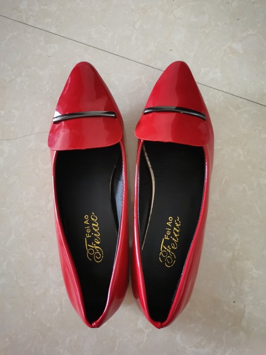低跟单鞋红色 37码
