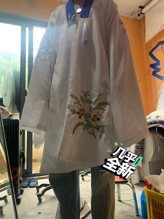 款式一：汉服/只穿过一次