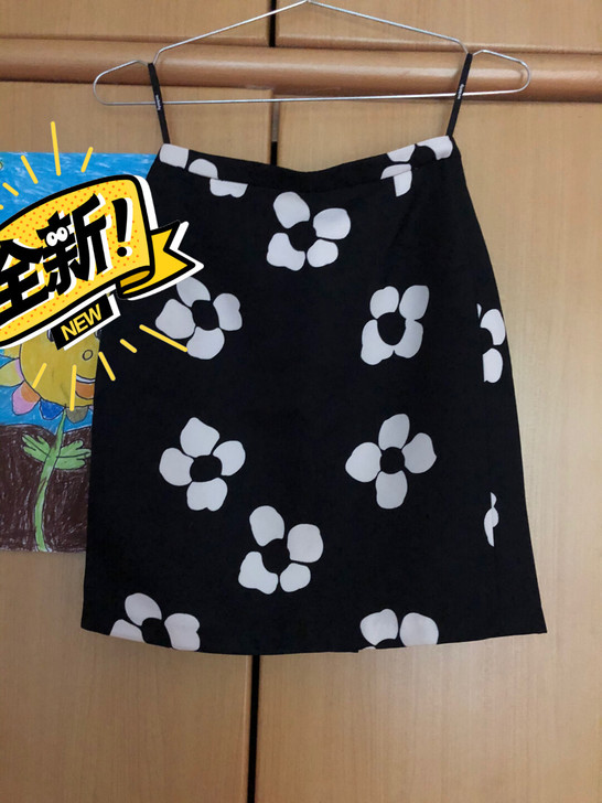 欧时力半身裙一步裙职业裙 还是新的呢但吊牌...