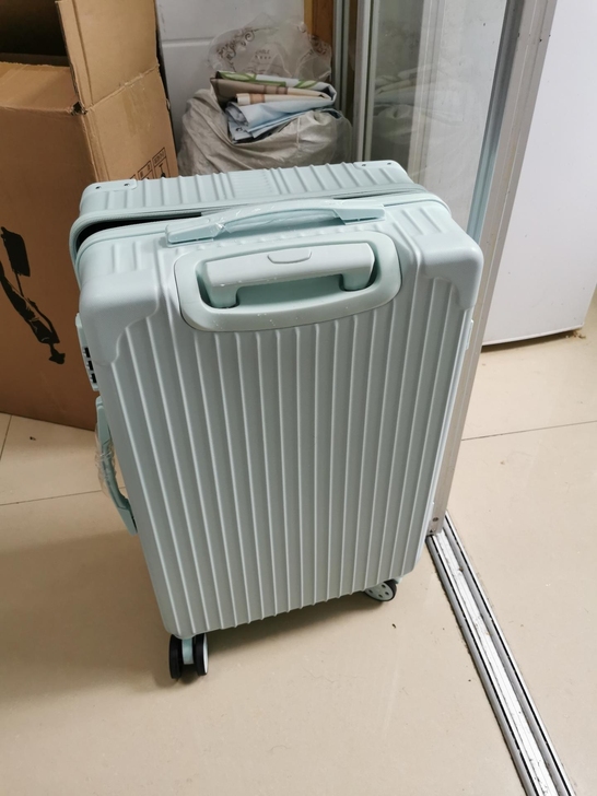 【公司清仓全新旅行箱】