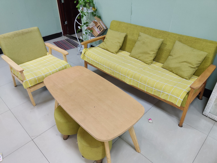 全套沙发，没有损坏，布料可拆洗，三人，一人...