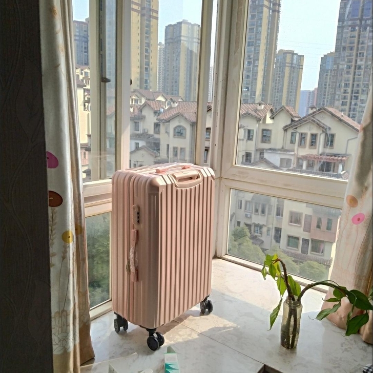 【清仓处理】糖果色行李拉杆箱，活动取消了