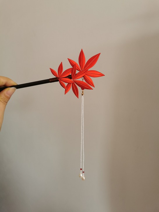 缠花枫叶发簪
