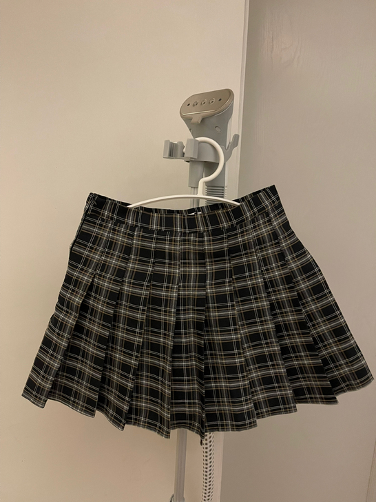 超低价出售学院风百褶裙