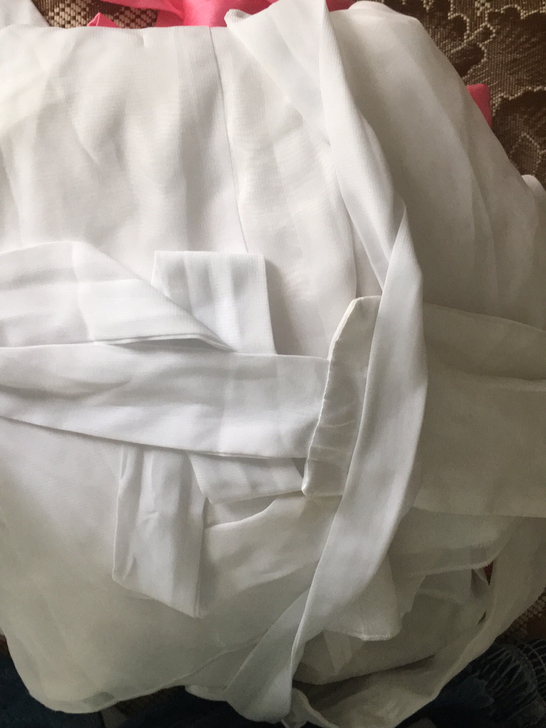 低价出一套白色古装 吊带+大袖+腰带 吊带...