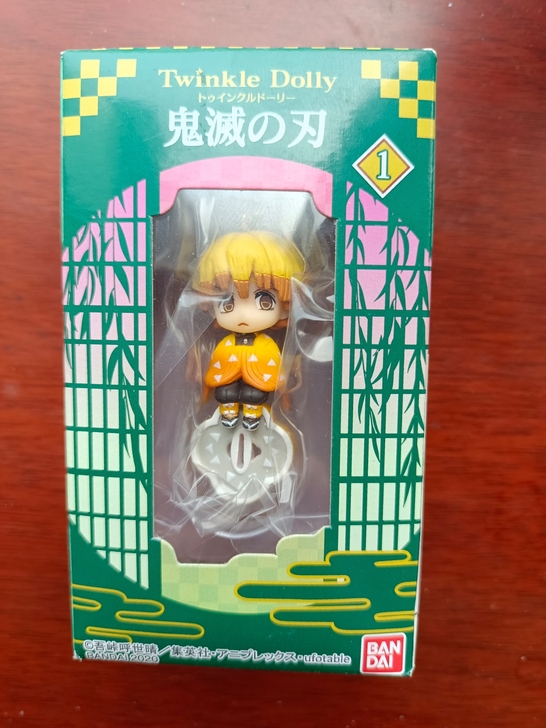 万代鬼灭之刃善逸手办挂件，不退不刀