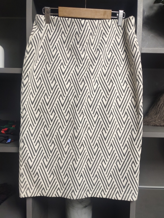 半身裙一步裙，松紧腰，腰围70到80，臀围...