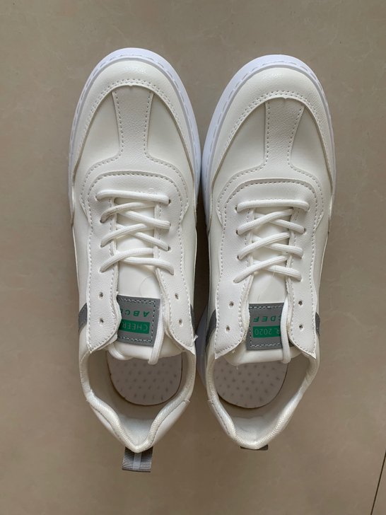 全新  小白鞋男生休闲运动板鞋42码