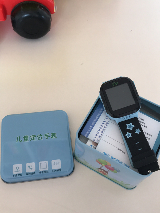 儿童定位手表，几乎全新