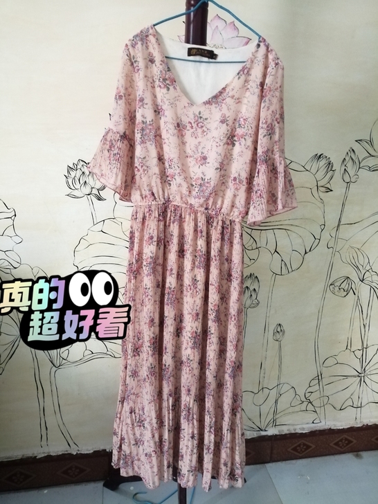 连衣裙2连衣裙2喜欢的带图询问吧,原价一百...
