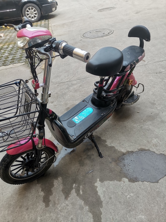 出售女士一手电动车一辆，骑了不饭9个月，出...