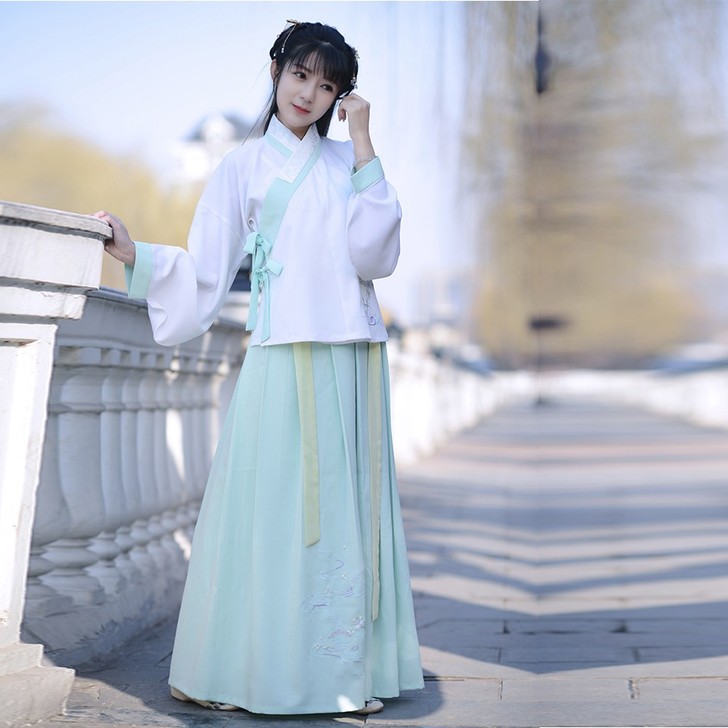 如梦霓裳汉服女装袄裙[春声碎]五日常莲花刺...