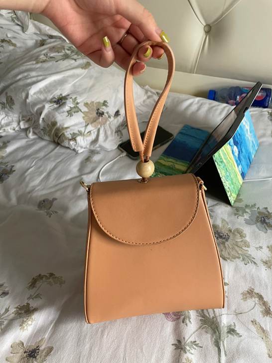 eggs and orange包包