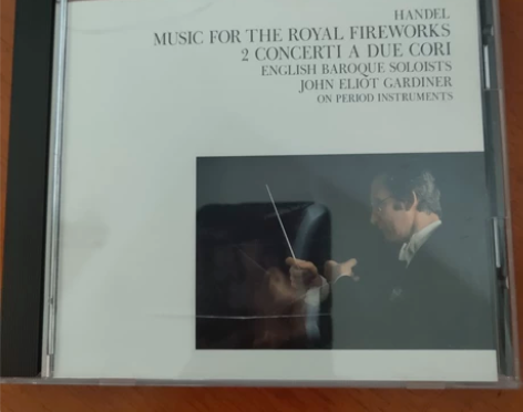 古典音乐CD唱片，成色版本图片自鉴，售出不...