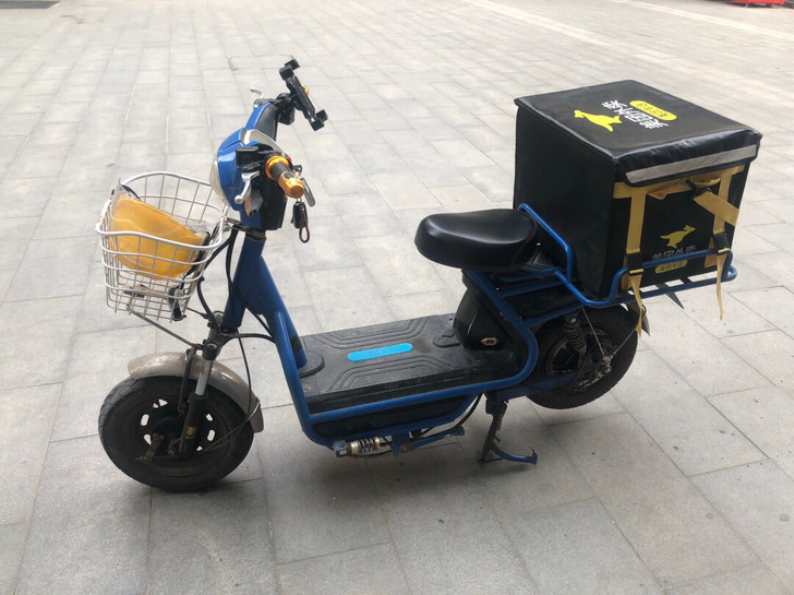 天津自提，699无电瓶，成色如图。