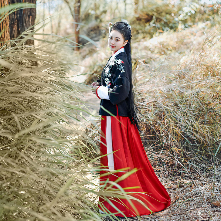 如梦霓裳汉服女装襦裙方领半臂露华葡萄刺绣花...