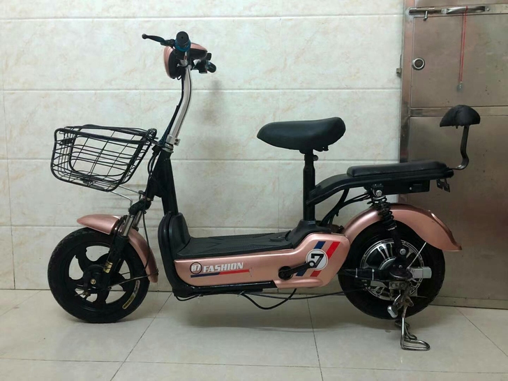 电动车便宜出售650到880一台找我买过车...