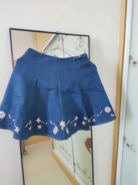 牛仔短裙，复古风