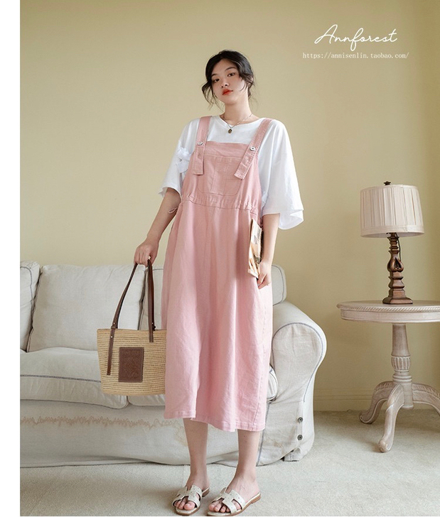 安妮森林 蜜桃背带裙~敲正的粉色背带裙柔软...