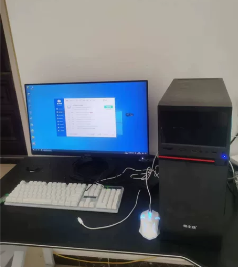 办公室搬迁，台式电脑低价处理 华硕8GB，...