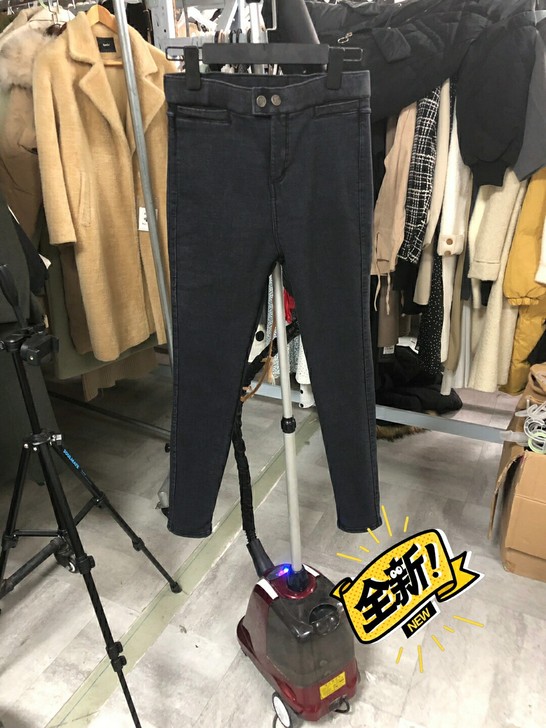 加绒牛仔裤,黑灰色做旧版,全新小脚裤