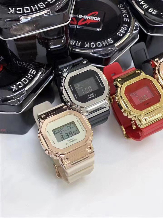 卡西欧小方块 机芯质保一年