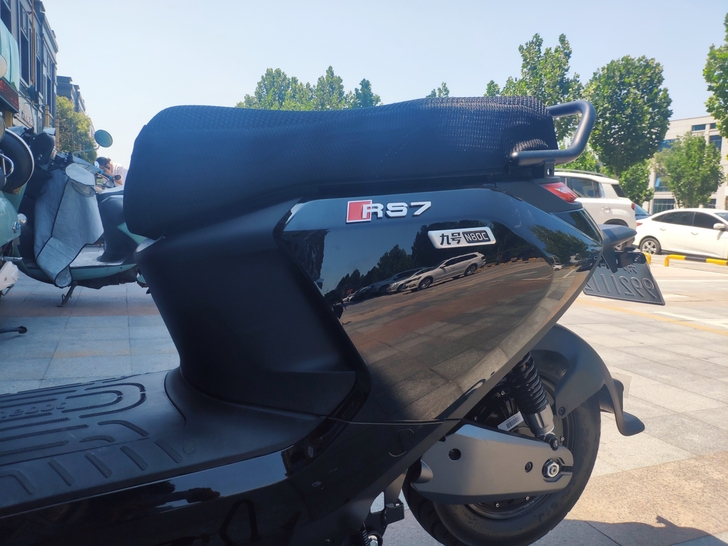 小米九号N80C电动车，购车两个月，战斗黑...