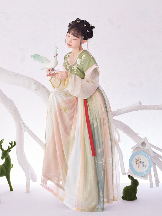 十三余小豆蔻儿[满碗抹茶]双层坦领上衫一片...