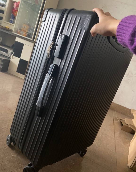 行李箱登记旅行箱