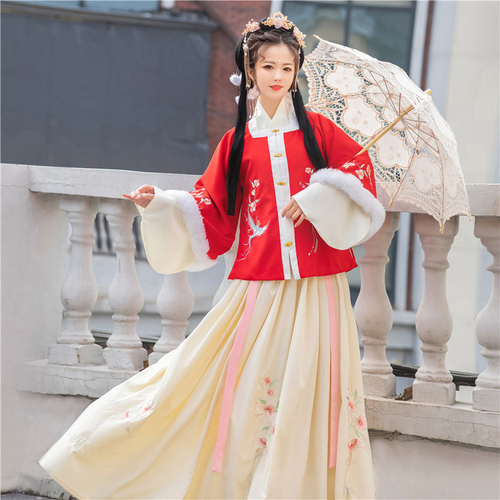 明制汉服女秋冬方领半袖加厚毛呢比甲汉服女正...
