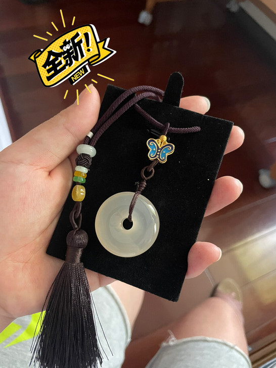 纯天然高冰白玉髓吊坠