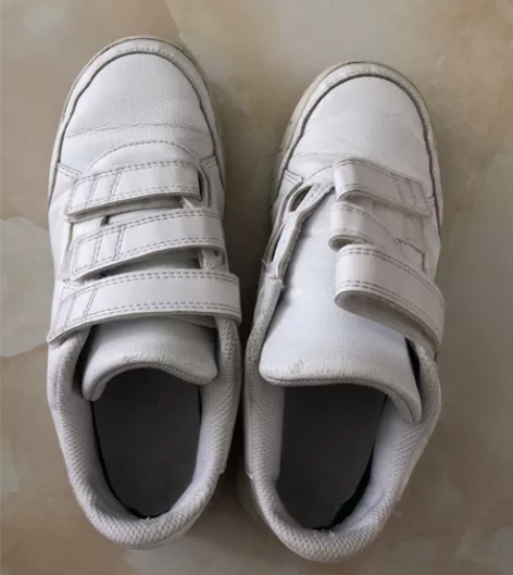 Adidas阿迪达斯魔术贴小白鞋 功能：防...