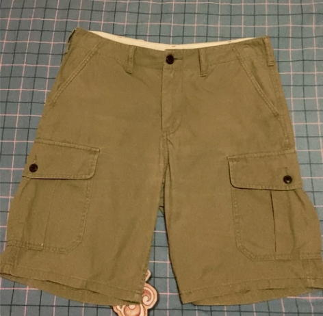 uniqlo优衣库副牌 GU工装短裤 M码...