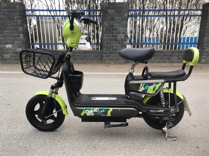 雅迪电动车48v12a 能跑25公里左右，...