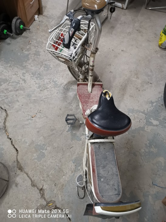 凤凰锂电池电动车，48v10a，电池不行了...