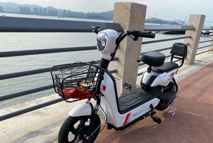 电动车60v20a，电池新换的，全部都是新...