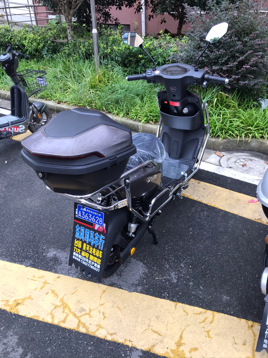 台铃60付55安锂电池电瓶车出售，可骑行1...