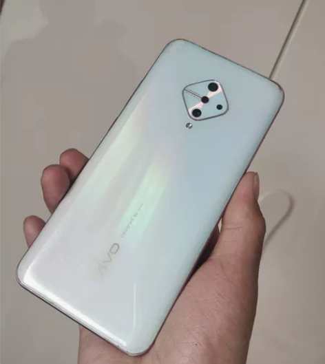 vivo y9s，8+128，双卡全网通4...