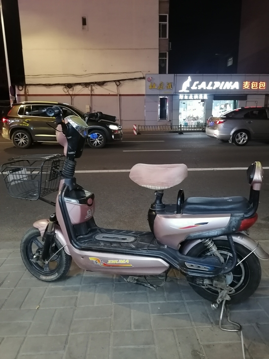 岀售二手电动车