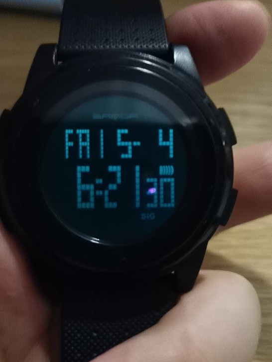 防水，游泳没问题