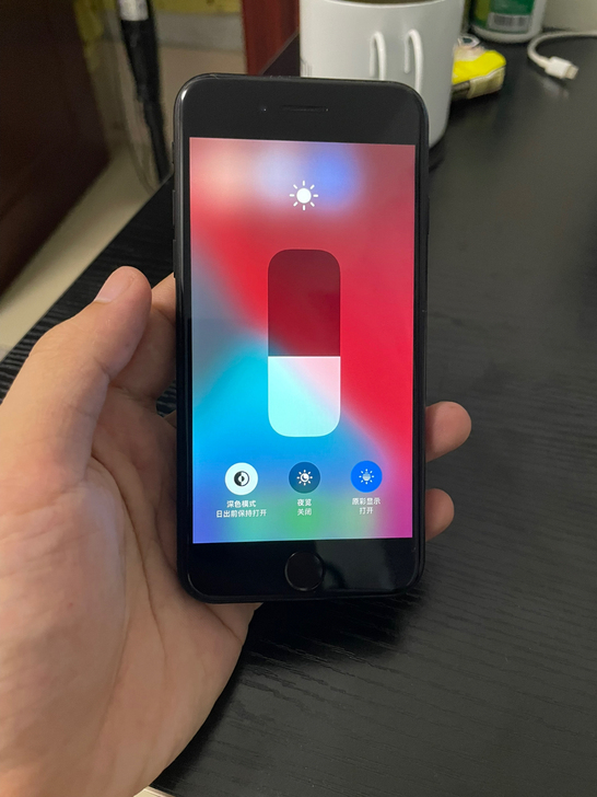 苹果se2代 64g黑色 iPhone s...