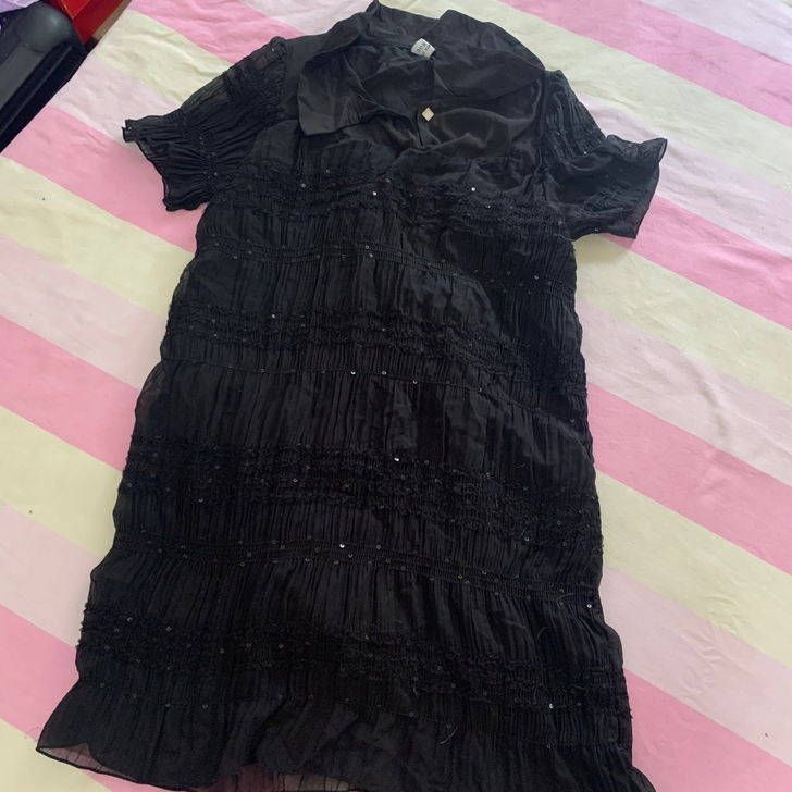 连衣裙 短袖 裤子 全部10块 没有任何套...