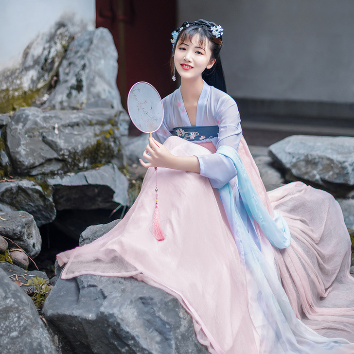 [周年回馈]如梦霓裳春款汉服女齐胸襦裙六米...