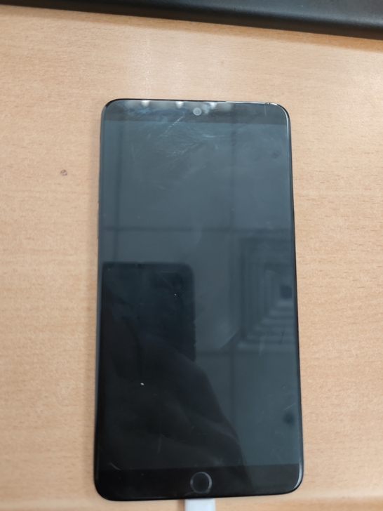 魅族15plus,6+128,屏幕不亮了,...