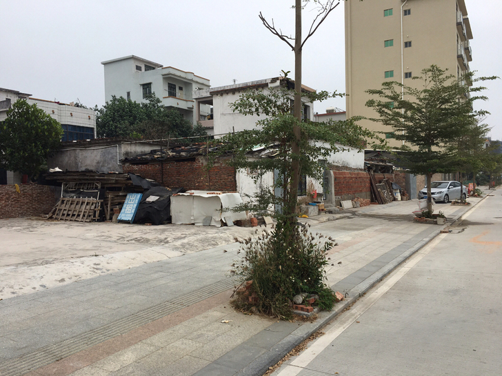 厂房土地出租，450平方，两箱三箱电都有，...